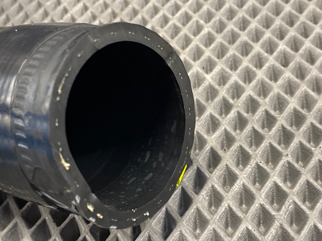 Патрубок интеркуллера, 300 рублей, Красноярск