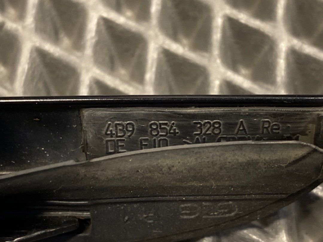 Молдинг лобового стекла, 400 рублей, Красноярск