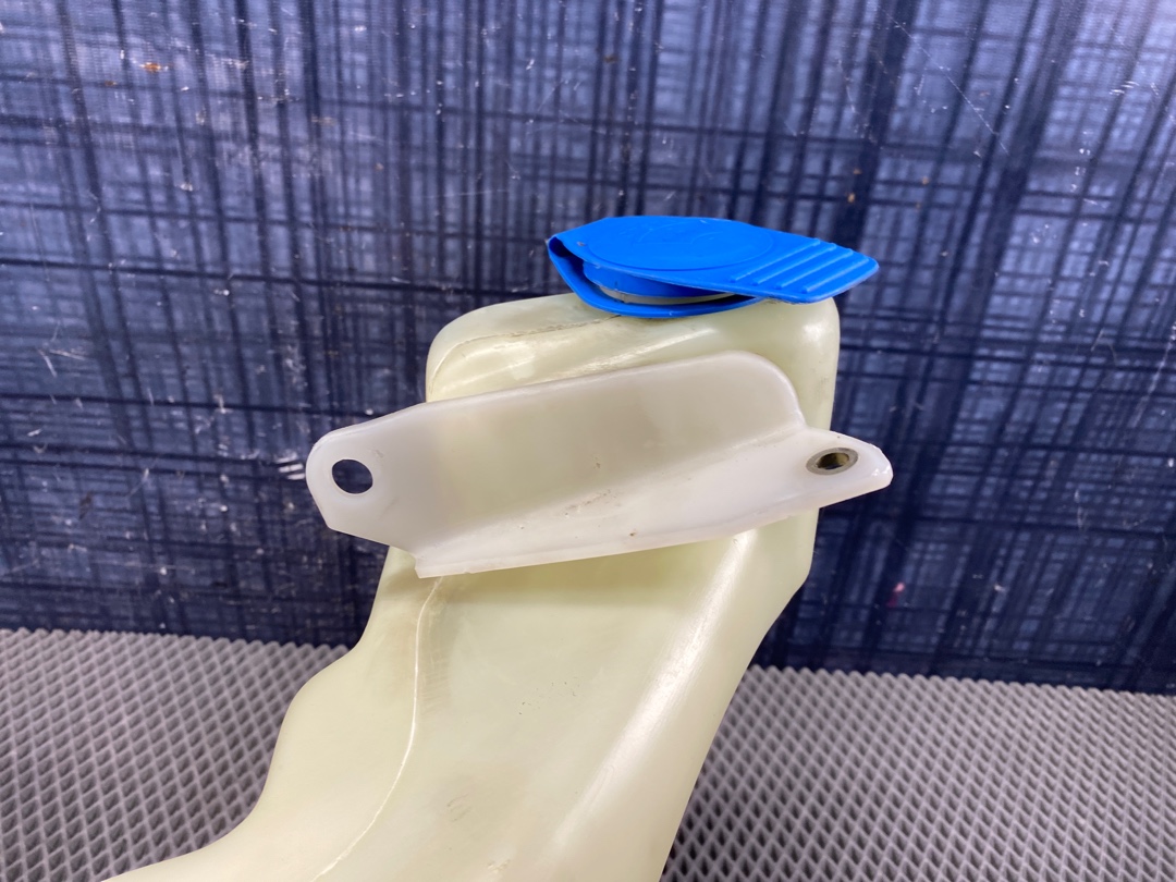 Бачок омывателя, 750 рублей, Красноярск