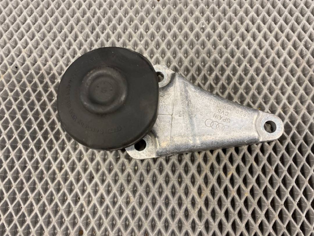 Кронштейн двигателя, 750 рублей, Красноярск