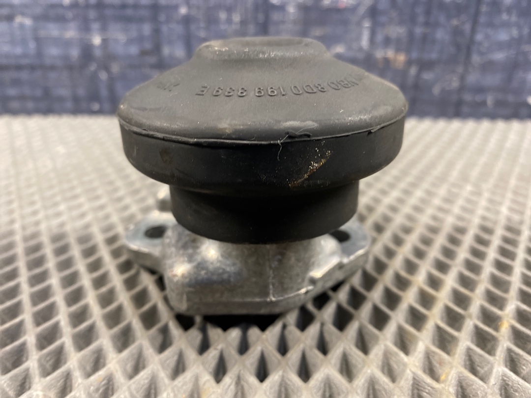 Кронштейн двигателя, 750 рублей, Красноярск