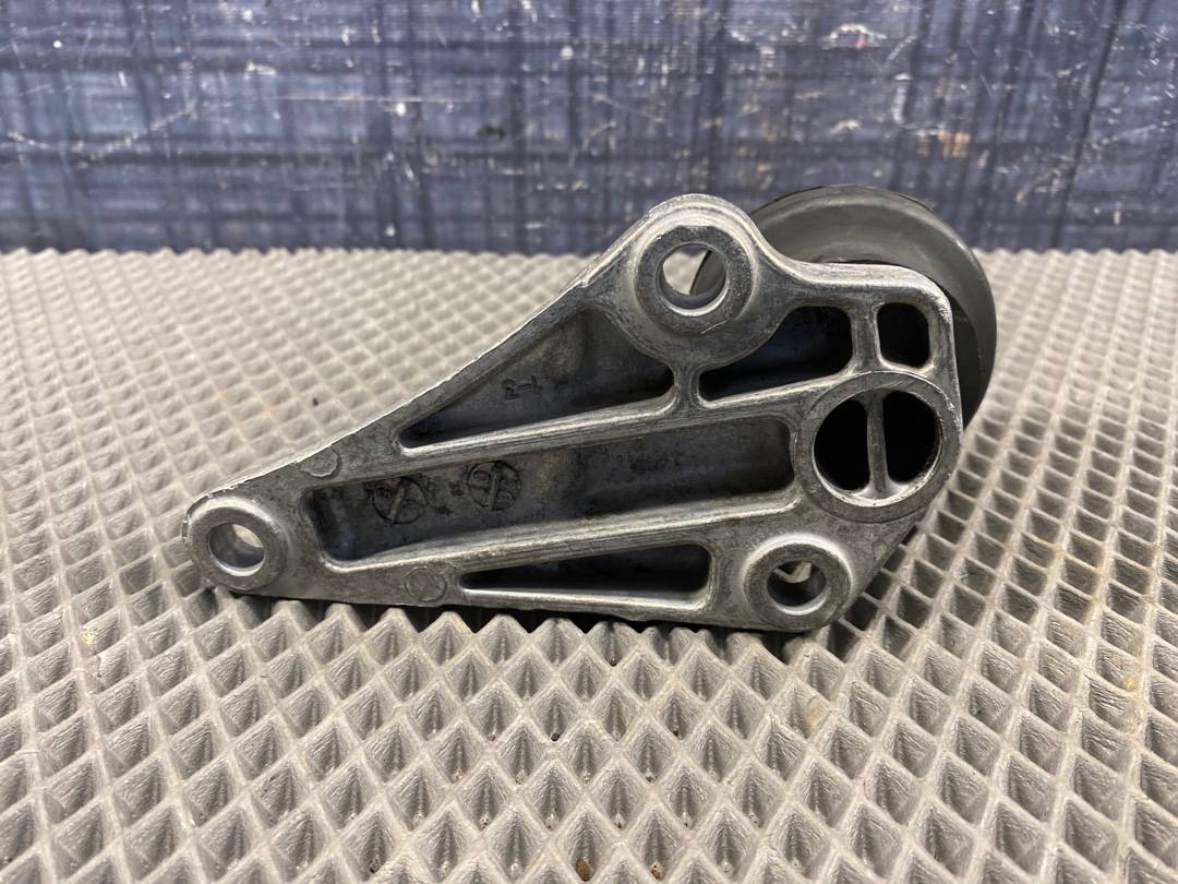 Кронштейн двигателя, 750 рублей, Красноярск