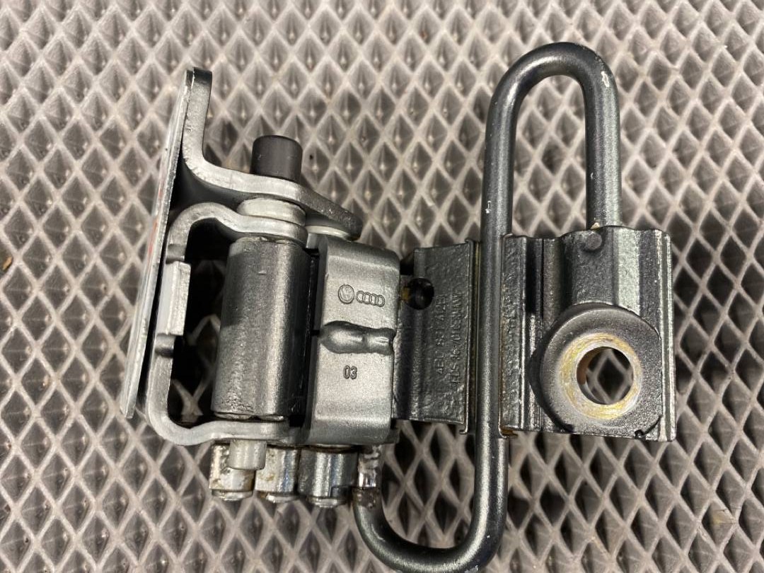 Петля двери, 1000 рублей, Красноярск