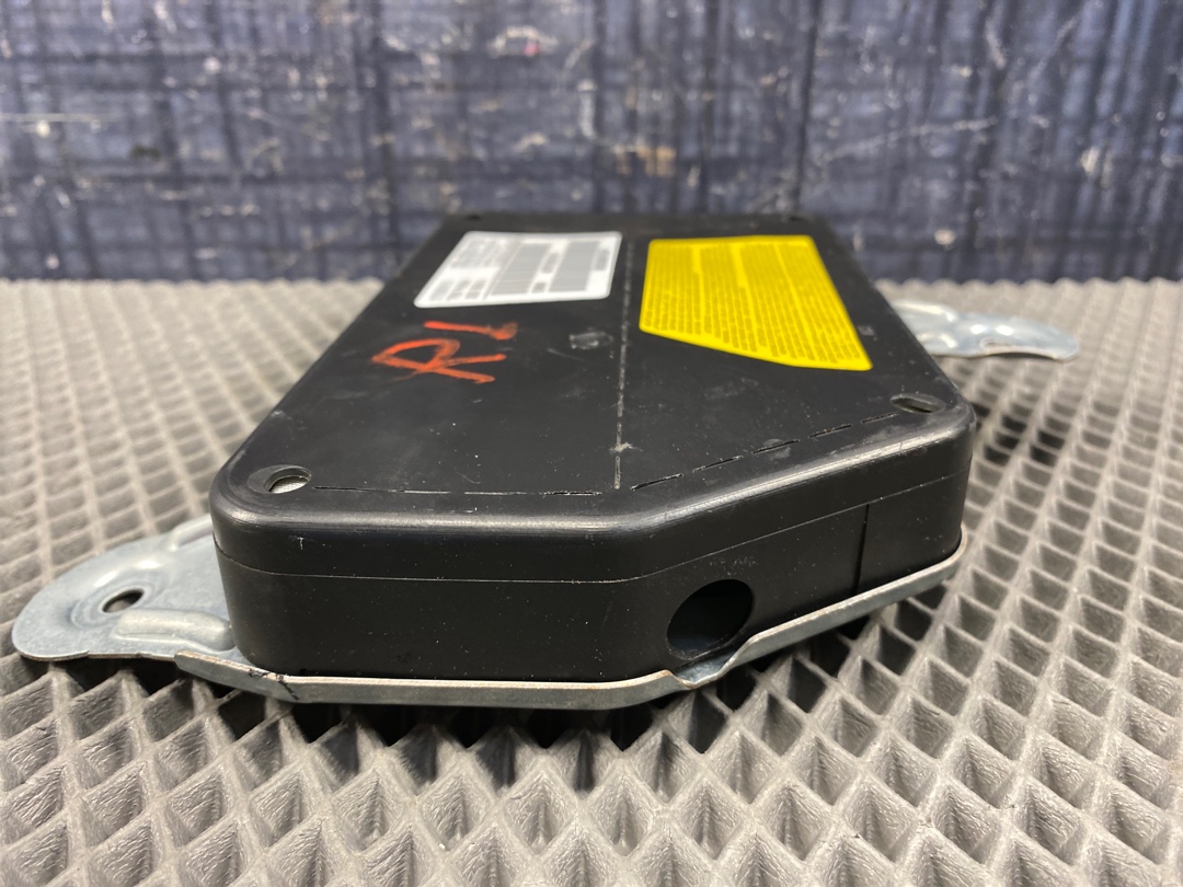 Подушка безопасности, 300 рублей, Красноярск