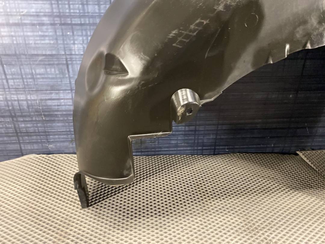 Подкрылок, 672 рублей, Красноярск