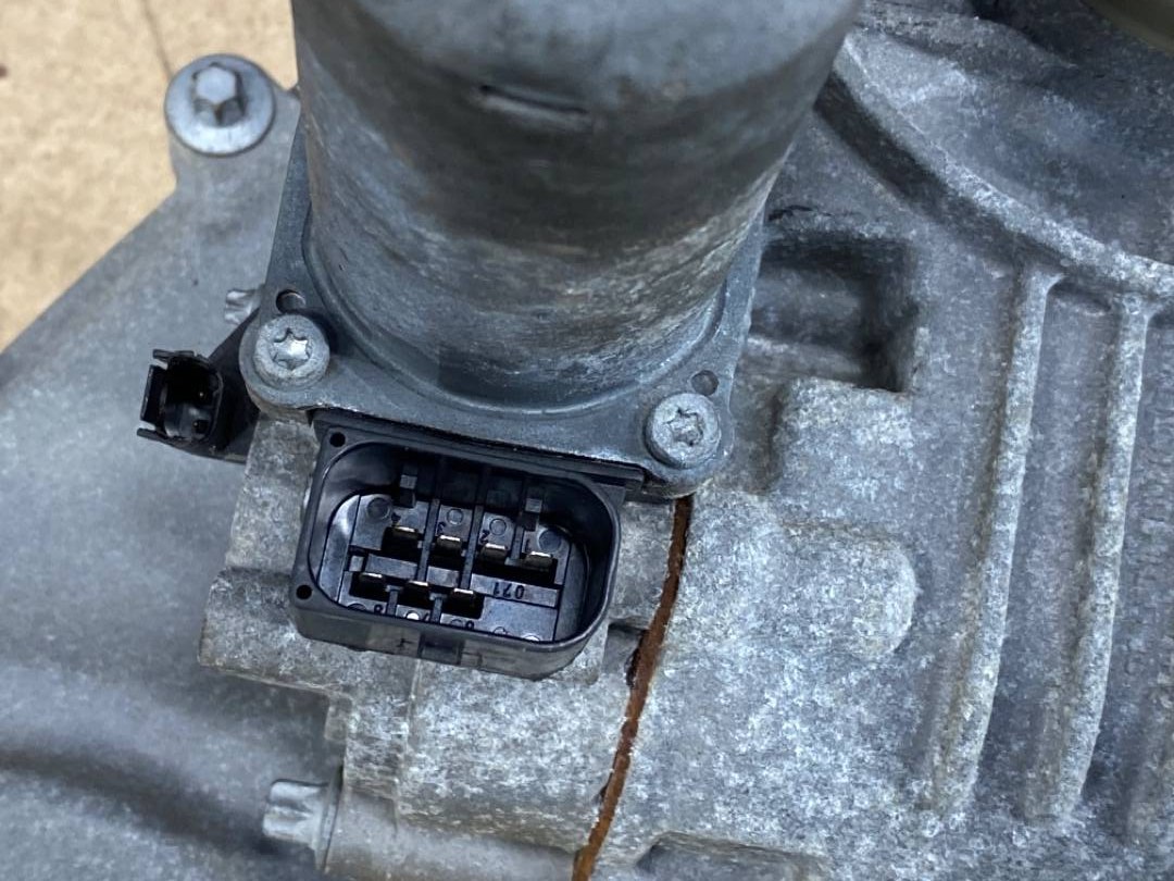 Раздаточная коробка, 22800 рублей, Красноярск