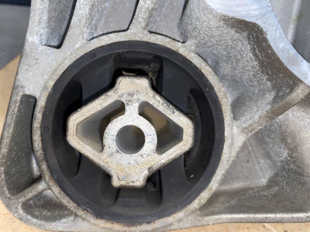 Раздаточная коробка, 22800 рублей, Красноярск