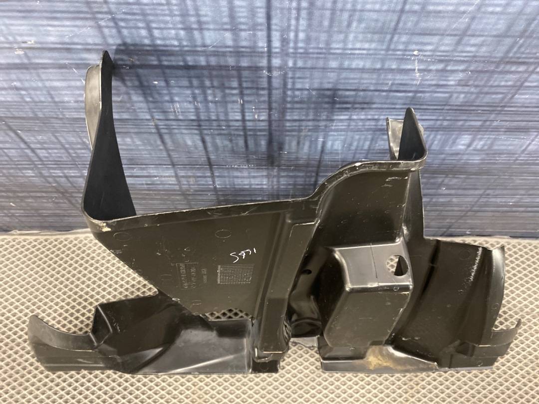 Подкрылок, 792 рублей, Красноярск