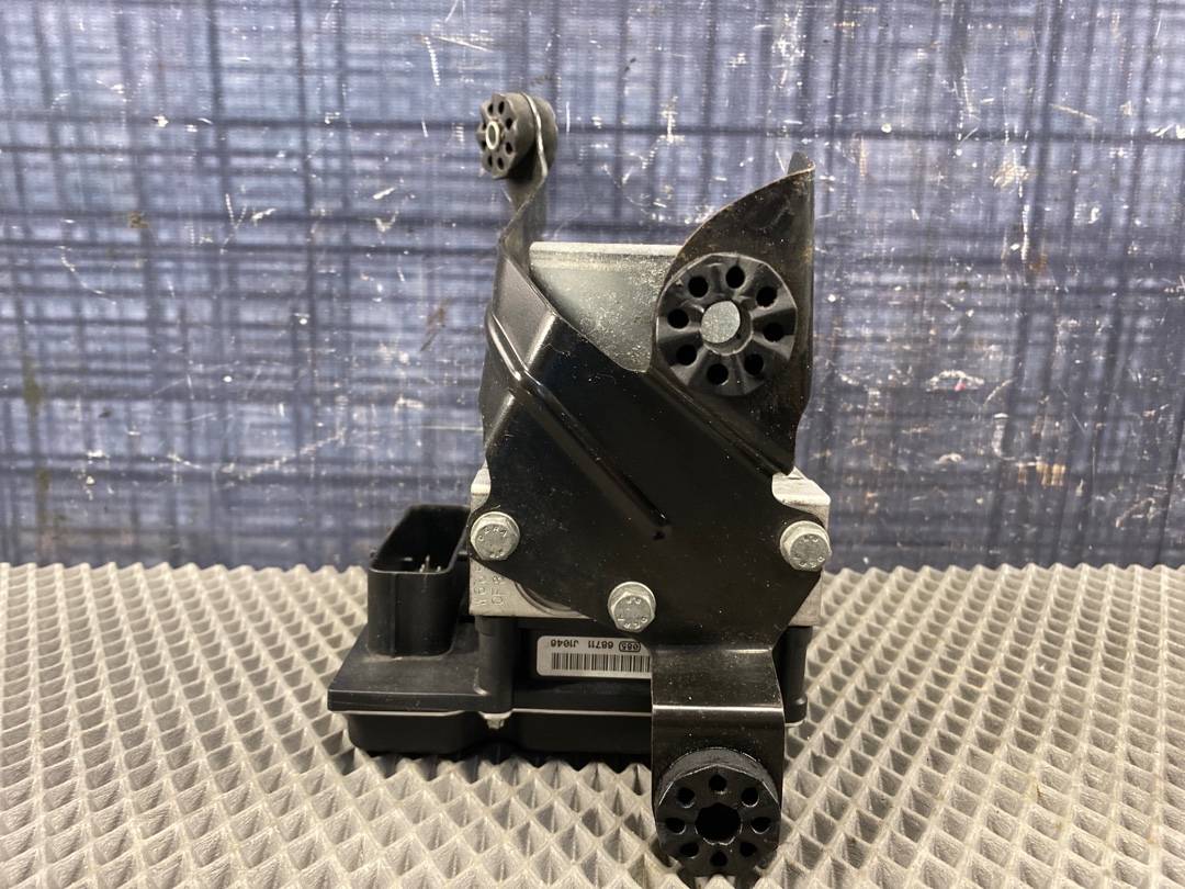 Блок ABS, 4800 рублей, Красноярск