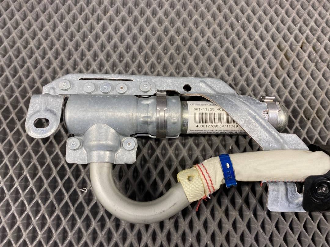 Подушка безопасности, 648 рублей, Красноярск