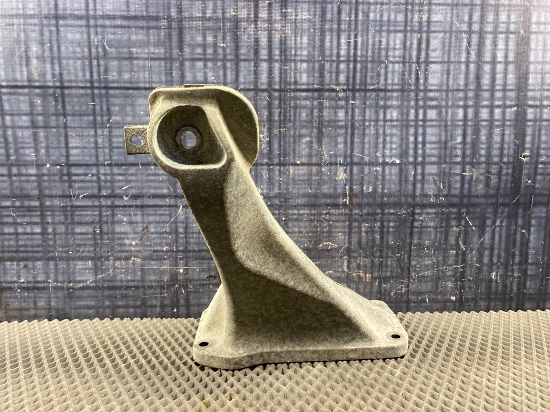 Кронштейн двигателя, 1794 рублей, Красноярск