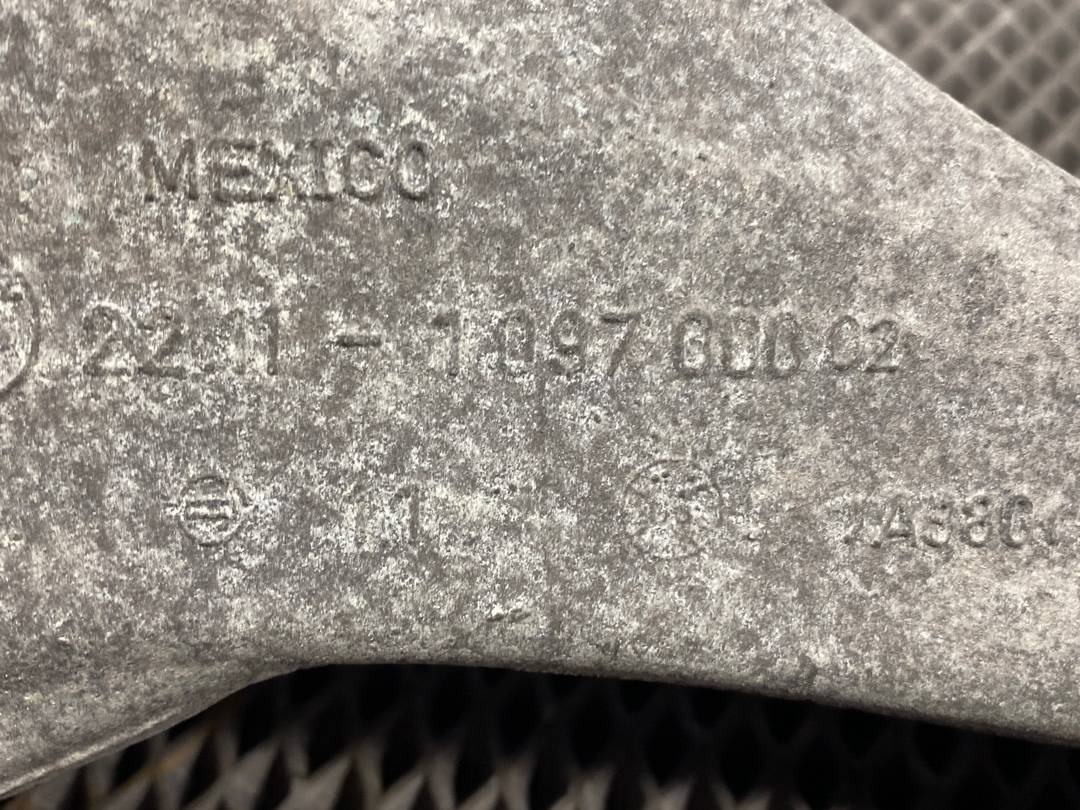 Кронштейн двигателя, 1794 рублей, Красноярск