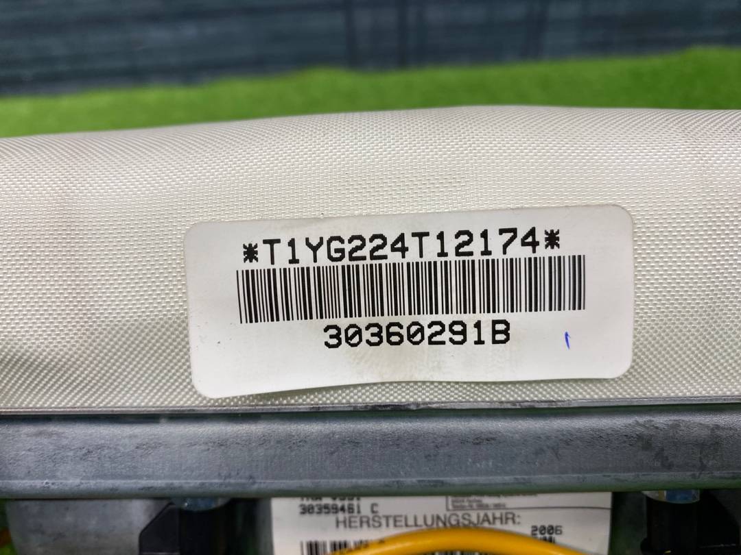 Подушка безопасности, 900 рублей, Красноярск