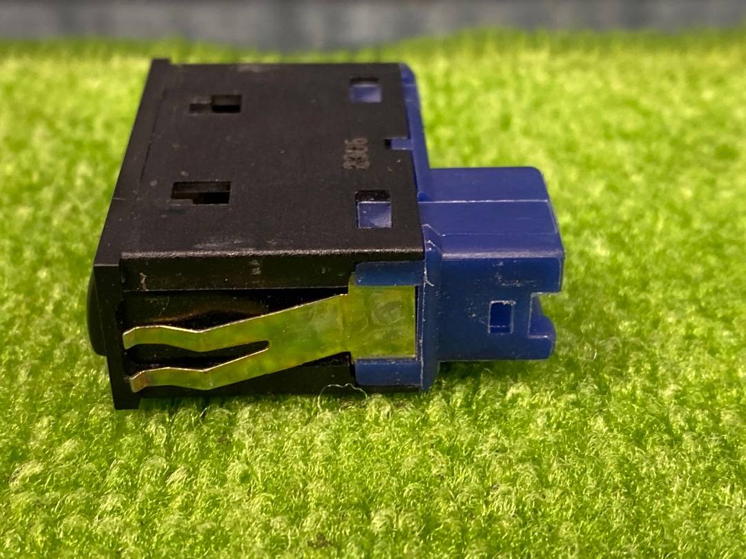 Кнопка открывания багажника, 276 рублей, Красноярск