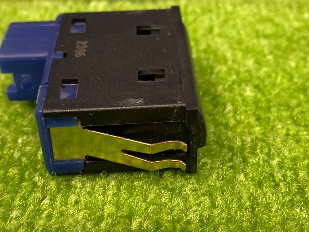 Кнопка открывания багажника, 276 рублей, Красноярск