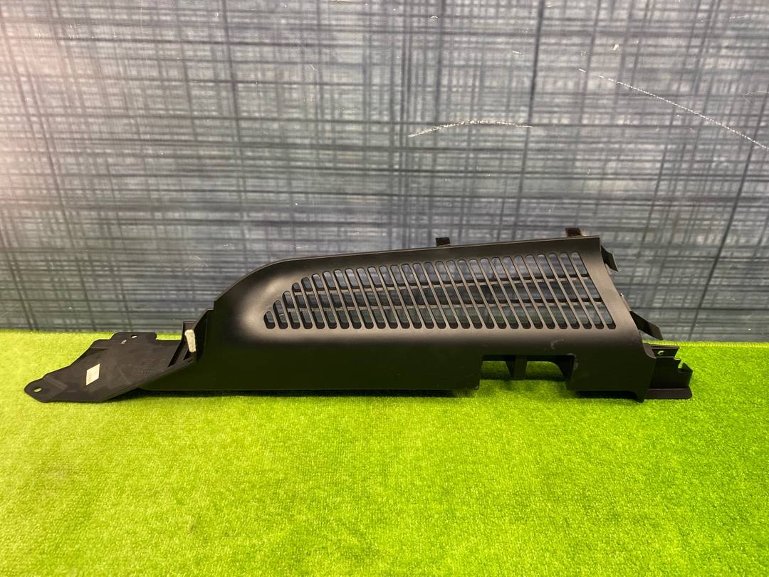 Пластик багажника, 390 рублей, Красноярск