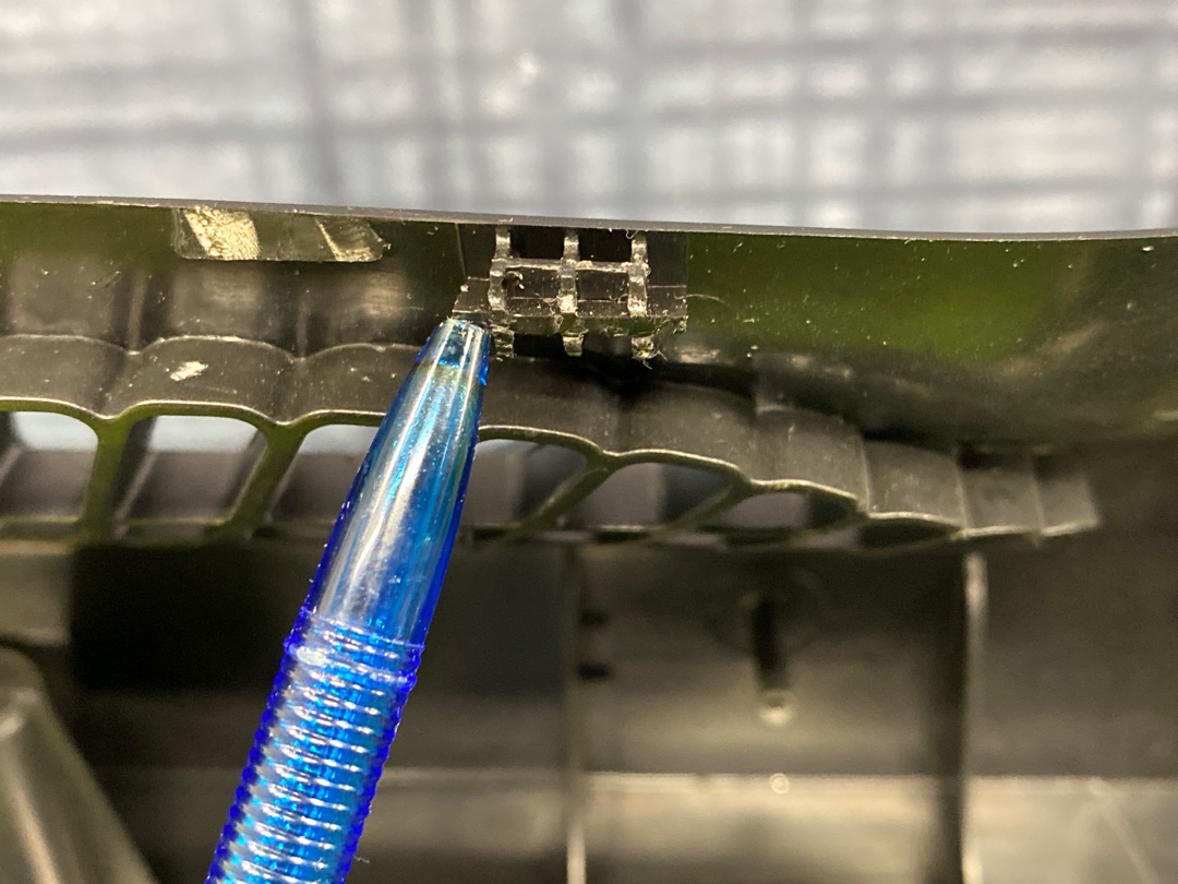 Пластик багажника, 390 рублей, Красноярск