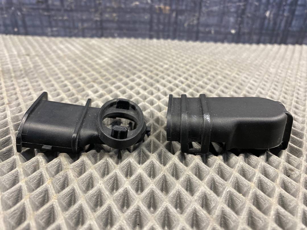 Заглушка плюсовой клеммы, 240 рублей, Красноярск