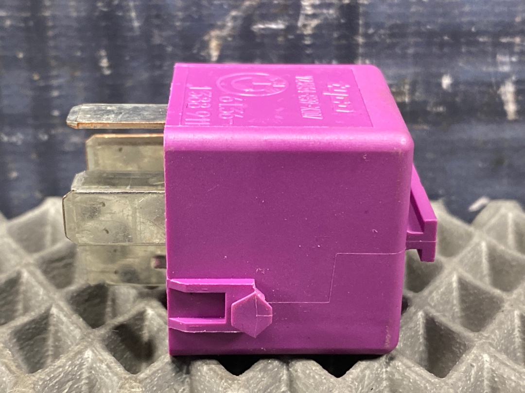 Реле, 300 рублей, Красноярск