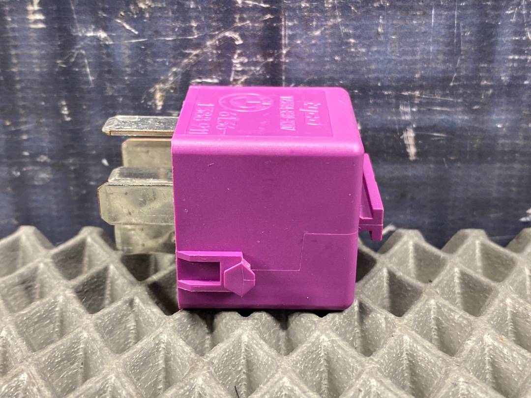 Реле, 300 рублей, Красноярск