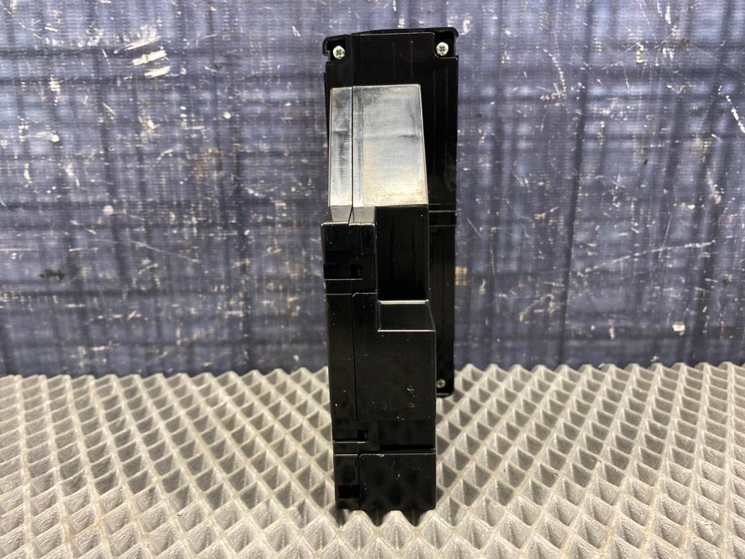 Кнопка стеклоподъемника, 744 рублей, Красноярск