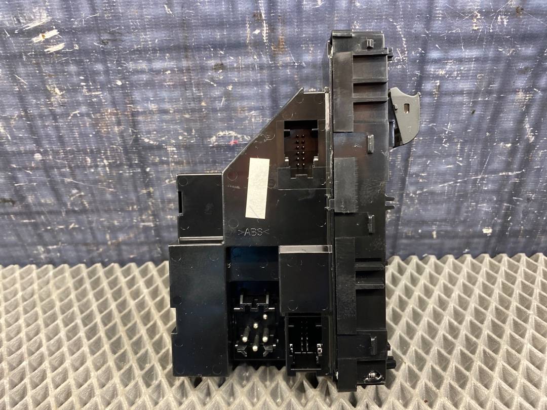 Кнопка стеклоподъемника, 744 рублей, Красноярск