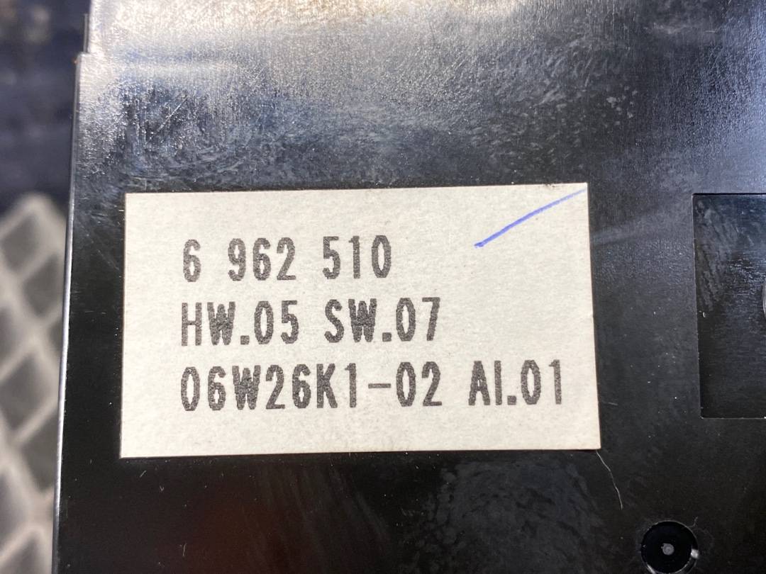 Кнопка стеклоподъемника, 744 рублей, Красноярск