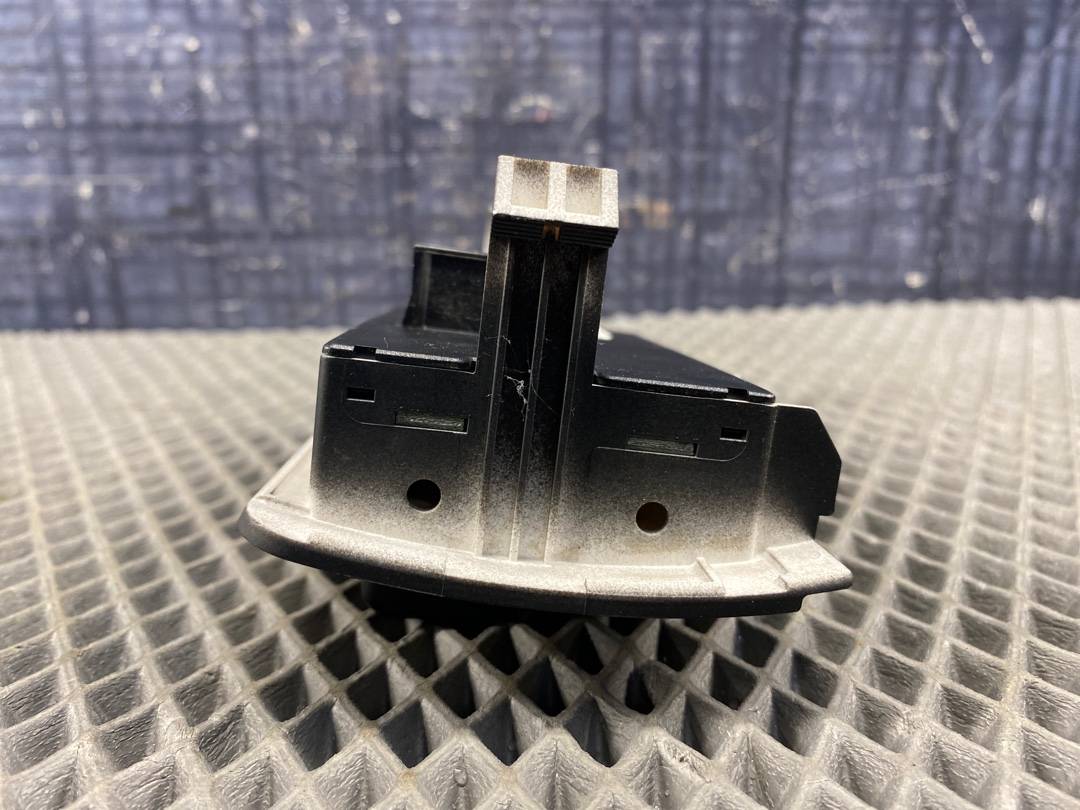 Переключатель света, 1068 рублей, Красноярск