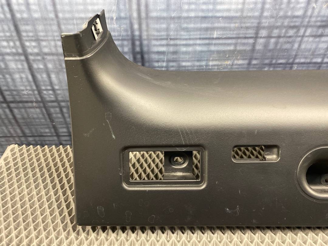 Пластик крышки багажника, 480 рублей, Красноярск