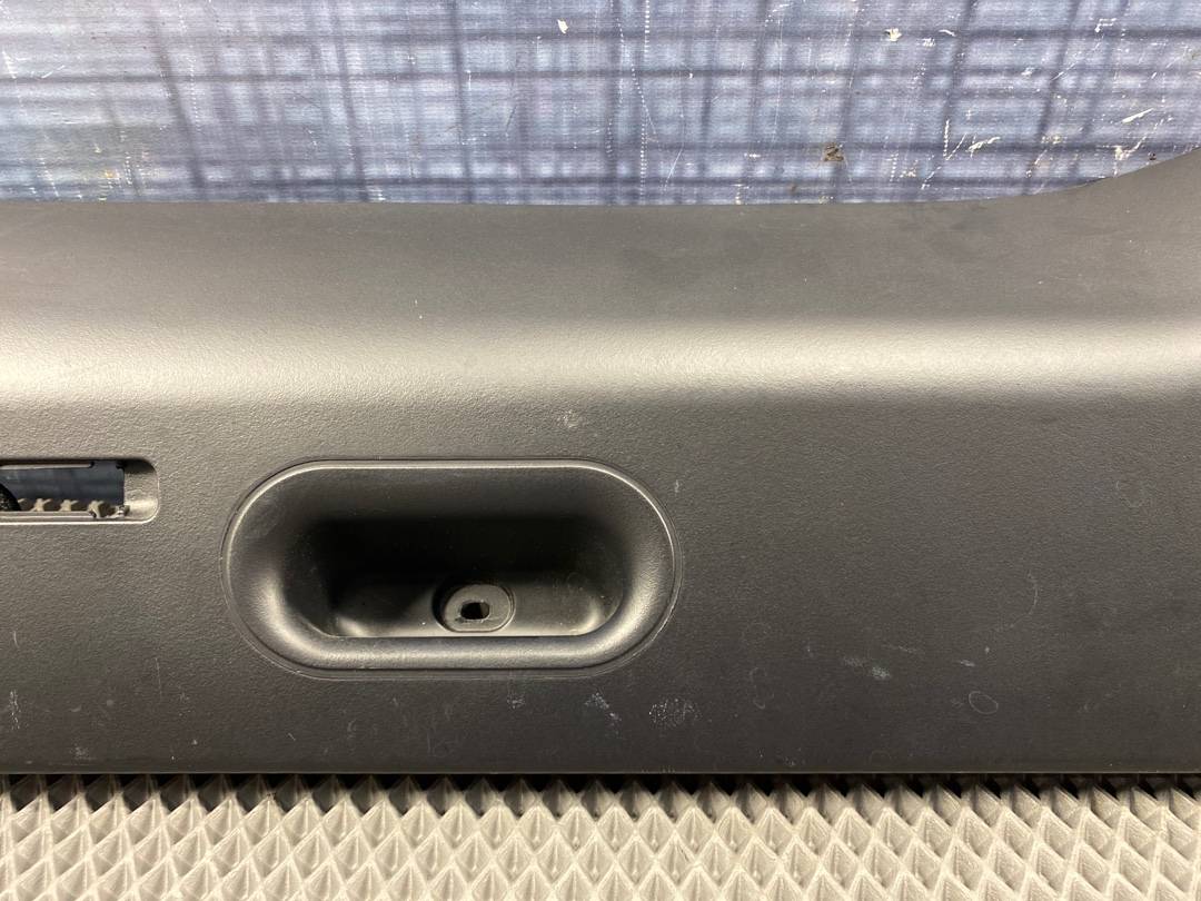 Пластик крышки багажника, 480 рублей, Красноярск