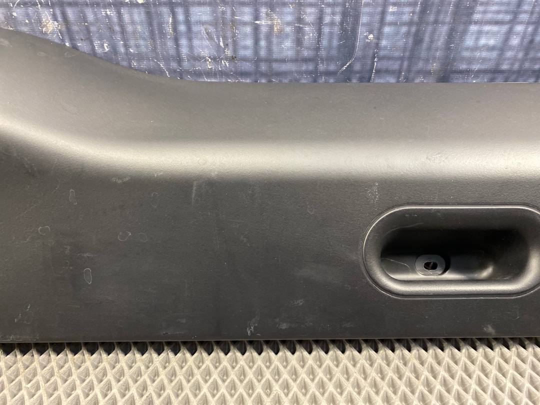 Пластик крышки багажника, 480 рублей, Красноярск