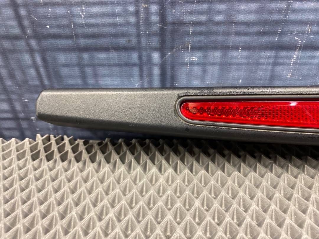 Пластик крышки багажника, 390 рублей, Красноярск