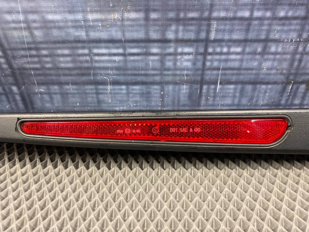 Пластик крышки багажника, 390 рублей, Красноярск