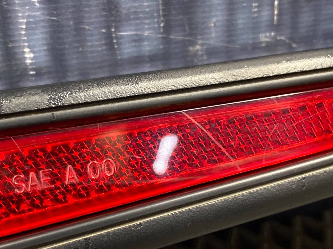 Пластик крышки багажника, 390 рублей, Красноярск