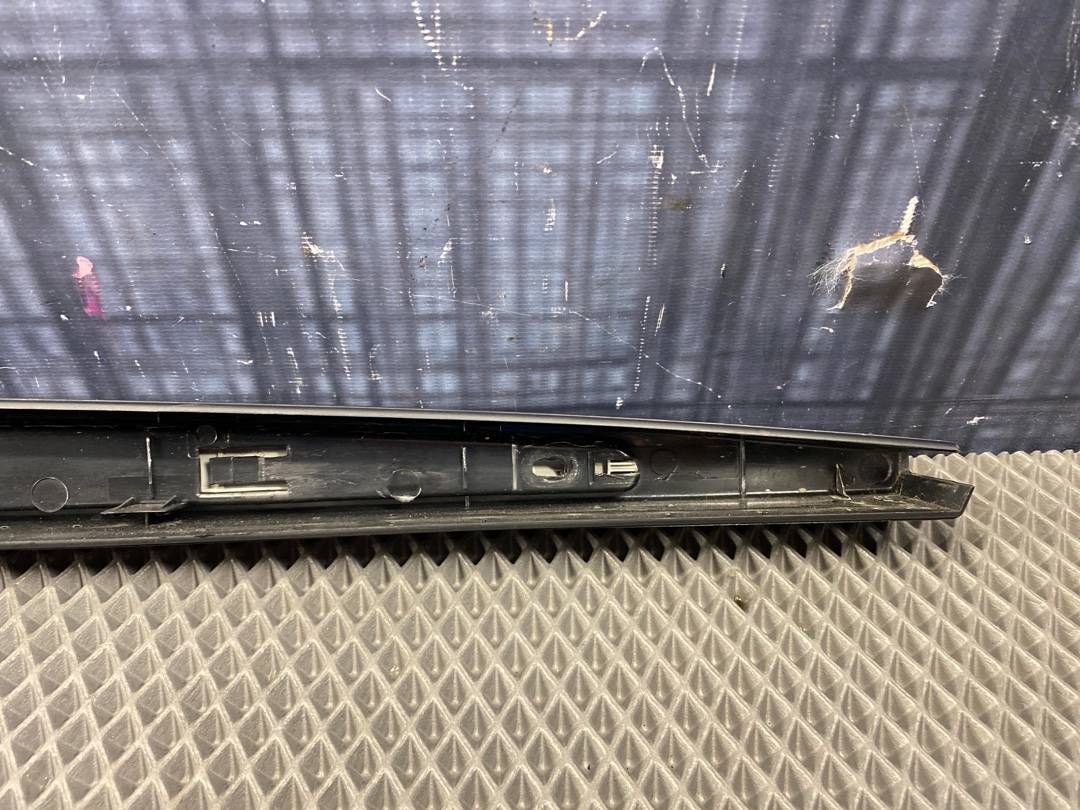 Пластик крышки багажника, 390 рублей, Красноярск