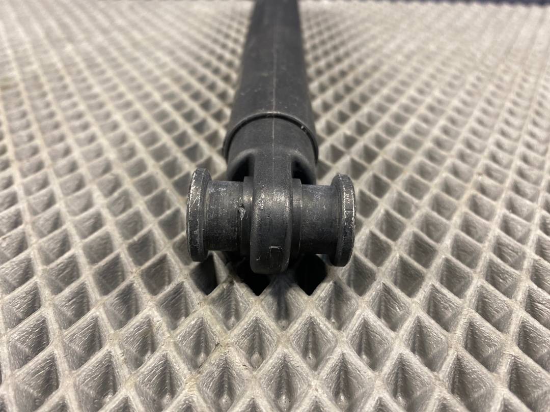 Амортизатор багажника, 240 рублей, Красноярск