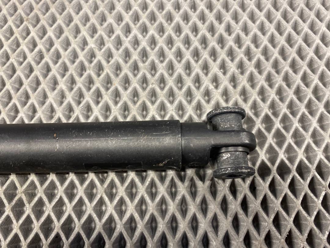 Амортизатор багажника, 240 рублей, Красноярск