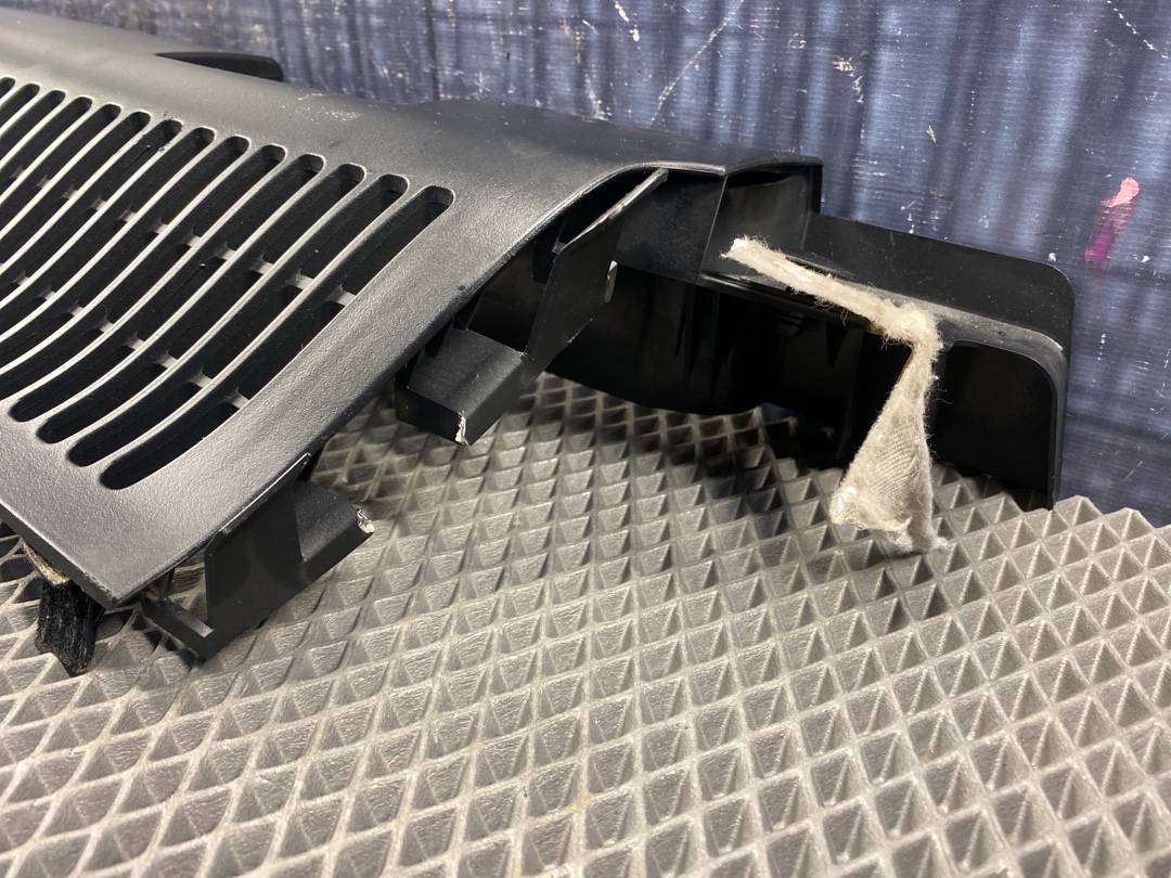 Пластик багажника, 360 рублей, Красноярск