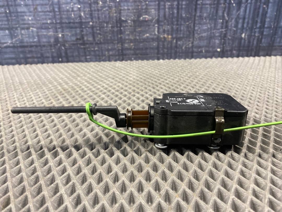 Замок лючка бензобака, 420 рублей, Красноярск