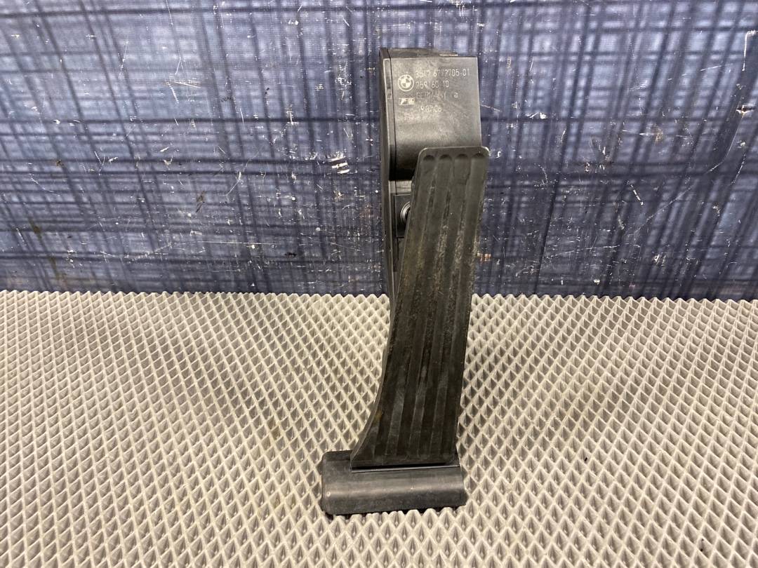 Педаль газа, 906 рублей, Красноярск