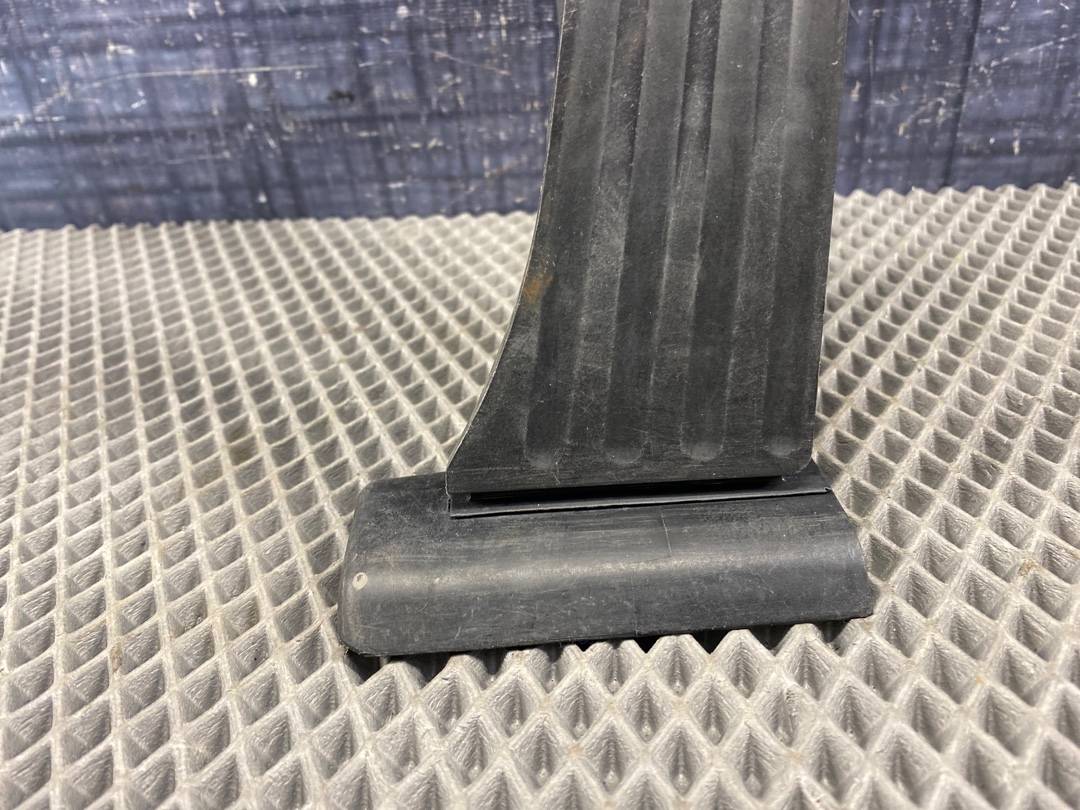 Педаль газа, 906 рублей, Красноярск