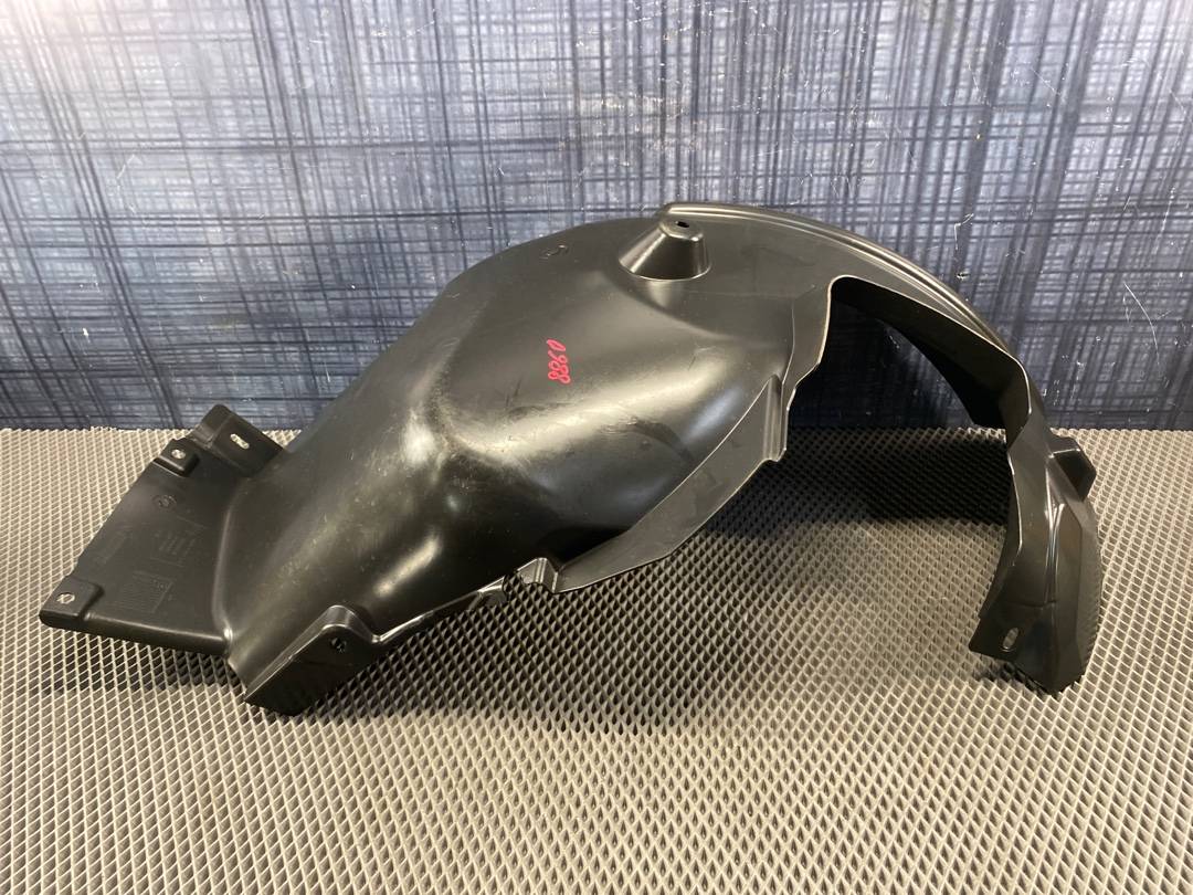 Подкрылок, 900 рублей, Красноярск