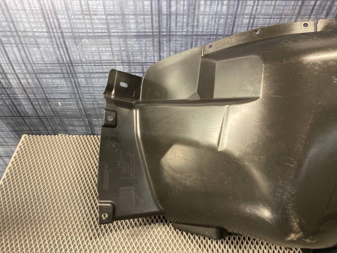 Подкрылок, 900 рублей, Красноярск