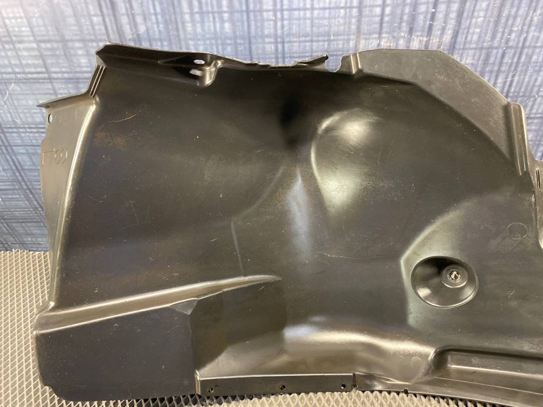 Подкрылок, 900 рублей, Красноярск