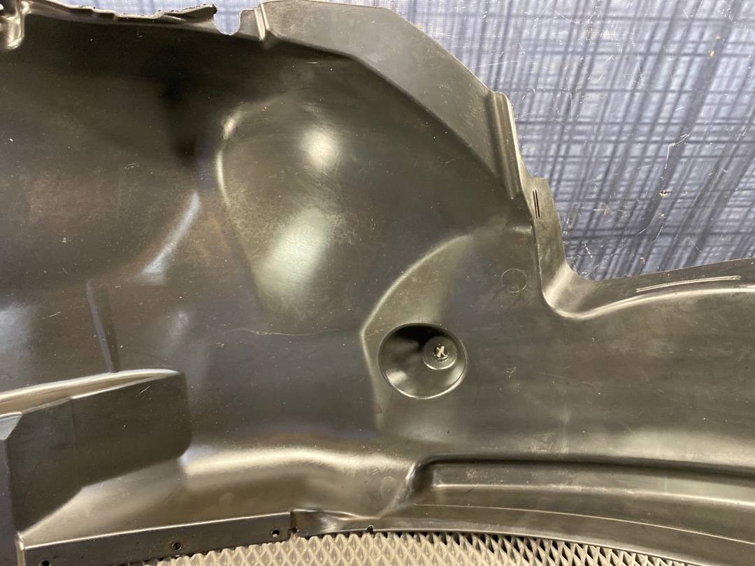 Подкрылок, 900 рублей, Красноярск