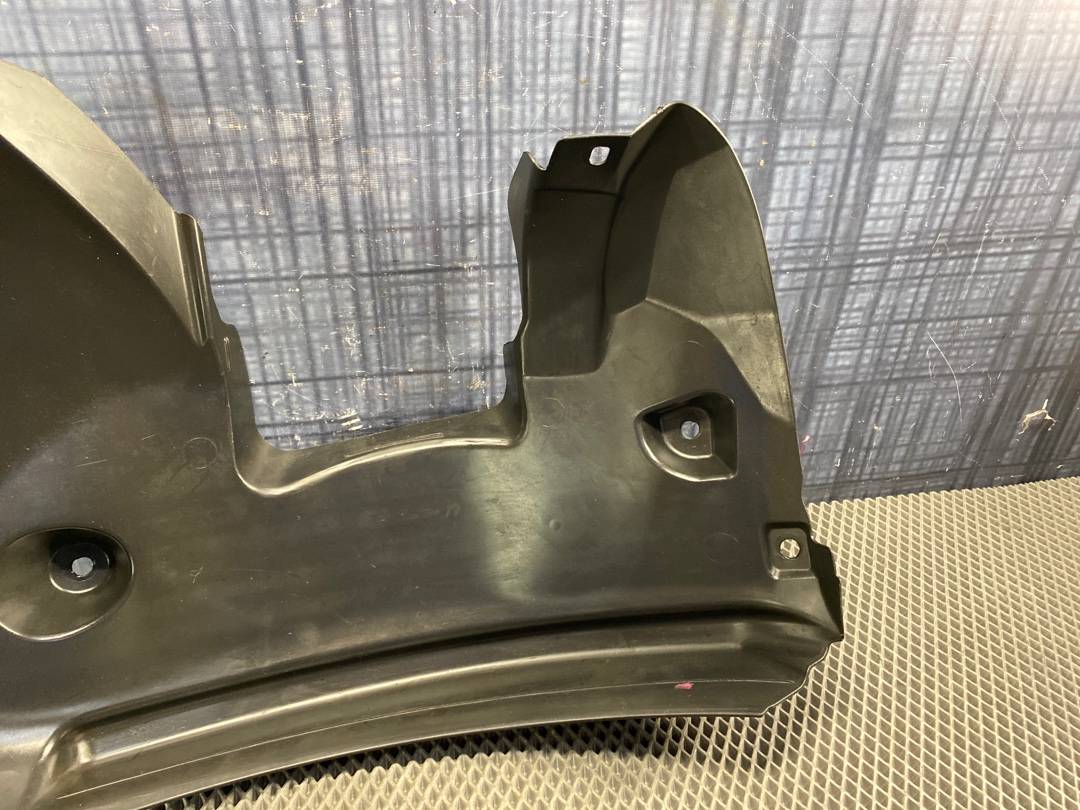 Подкрылок, 900 рублей, Красноярск