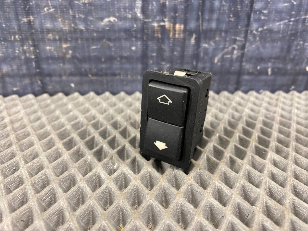 Кнопка стеклоподъемника, 210 рублей, Красноярск