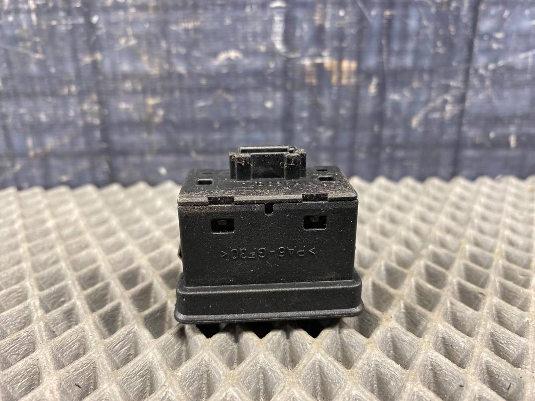 Кнопка стеклоподъемника, 210 рублей, Красноярск