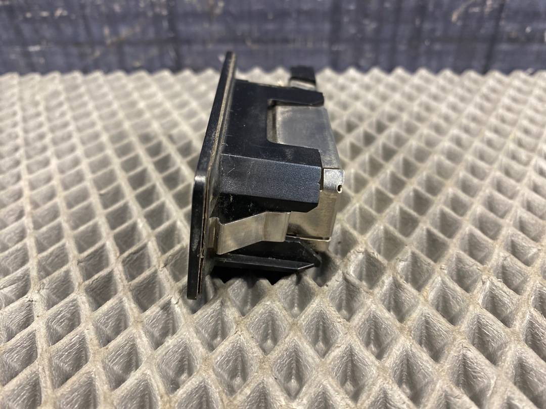 Плафон подсветки номера, 600 рублей, Красноярск