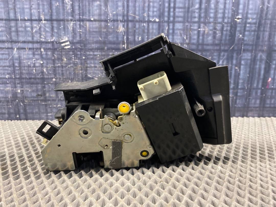 Замок двери, 900 рублей, Красноярск